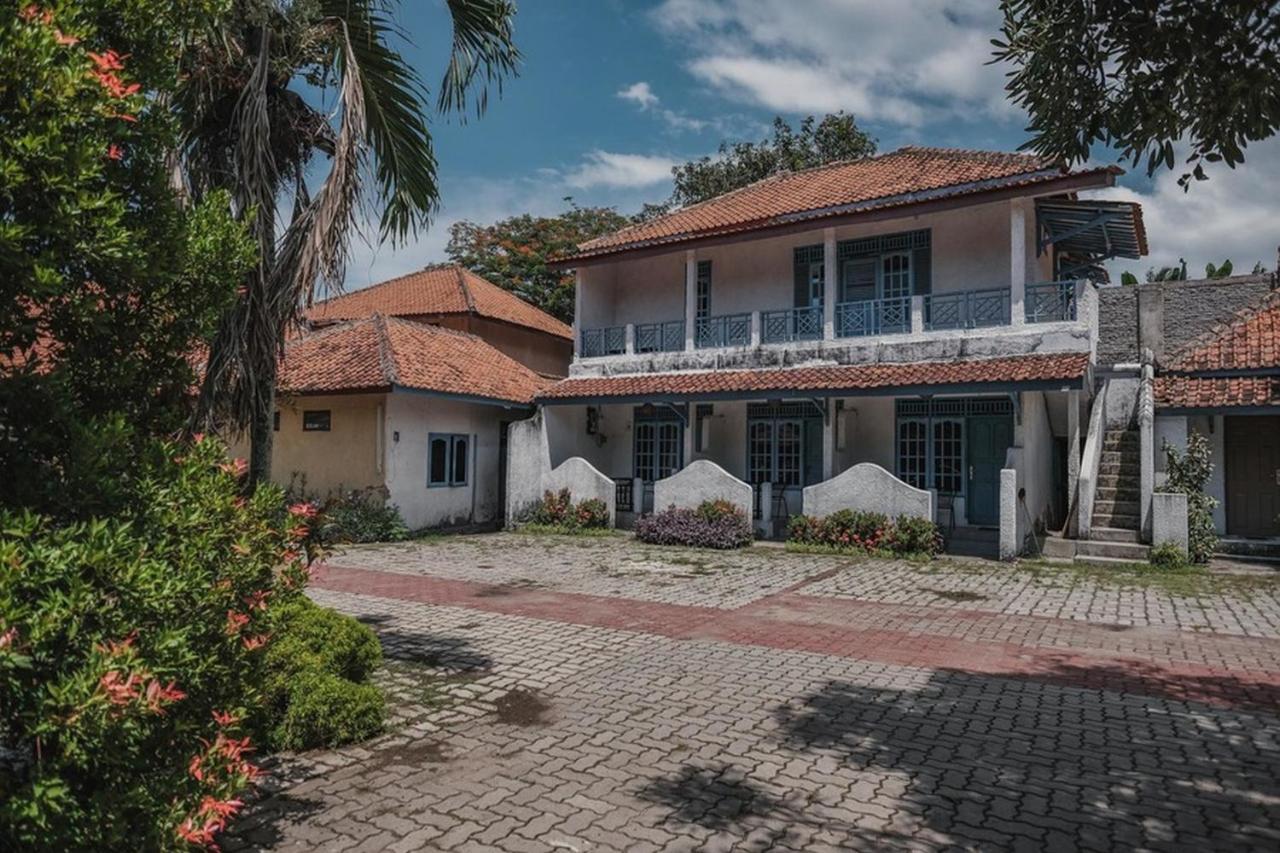 Готель Reddoorz Near Pantai Florida Anyer Серанг Екстер'єр фото